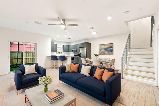 432 SE 16TH Street 432, Fort Lauderdale, FL 33316