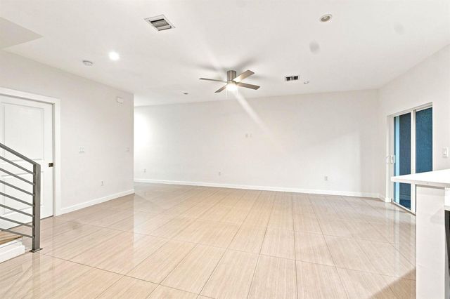 432 SE 16TH Street 432, Fort Lauderdale, FL 33316
