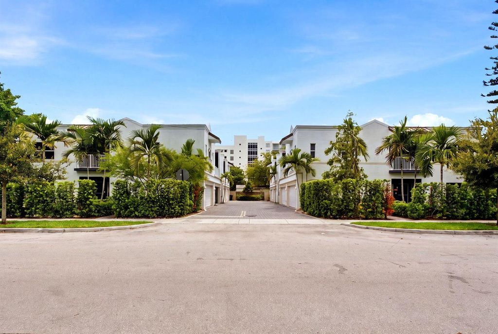 432 SE 16TH Street 432, Fort Lauderdale, FL 33316