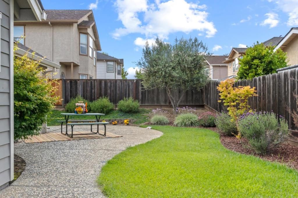 Image 16 of property listing at 789 Danbury Street, Salinas, CA 93906