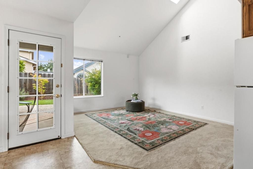 Image 17 of property listing at 789 Danbury Street, Salinas, CA 93906