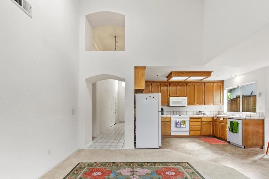 Image 19 of property listing at 789 Danbury Street, Salinas, CA 93906