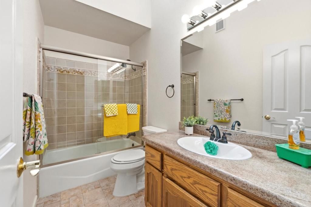 Image 20 of property listing at 789 Danbury Street, Salinas, CA 93906