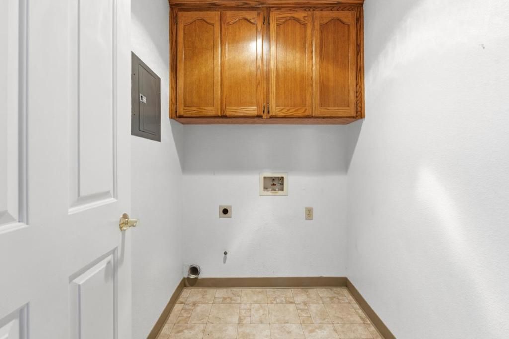 Image 29 of property listing at 789 Danbury Street, Salinas, CA 93906
