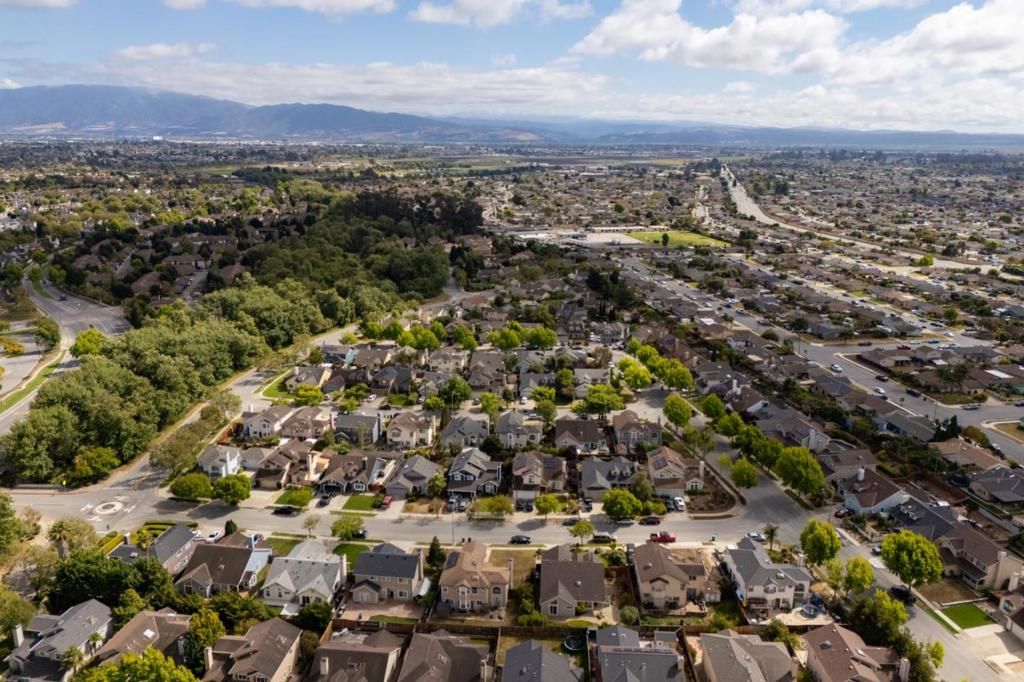 Image 36 of property listing at 789 Danbury Street, Salinas, CA 93906