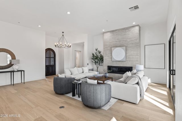 9279 E MOUNTAIN SPRING Road, Scottsdale, AZ 85255