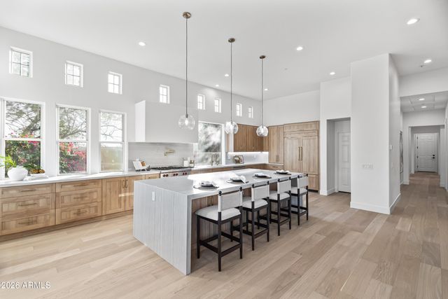 9279 E MOUNTAIN SPRING Road, Scottsdale, AZ 85255