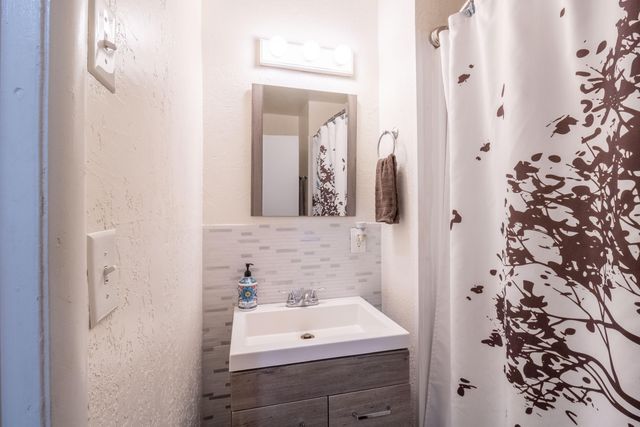 259 Laureldale Lane, Grants Pass, OR 97527