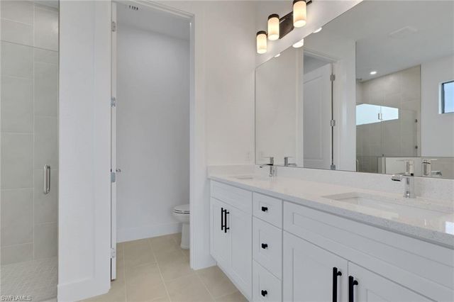 1920 NE 42nd TER, Cape Coral, FL 33909