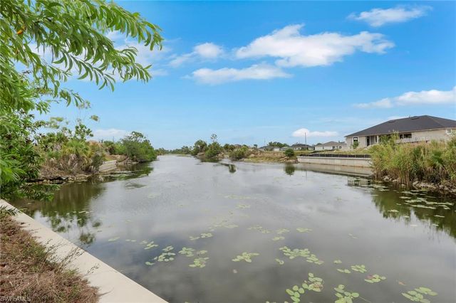 1920 NE 42nd TER, Cape Coral, FL 33909