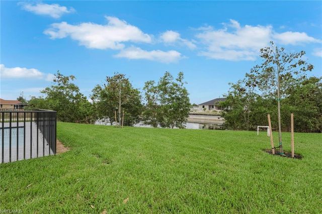 1920 NE 42nd TER, Cape Coral, FL 33909