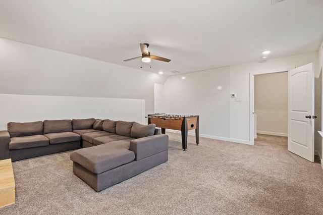 425 CAMBRIDGE CV, Oakland, TN 38060