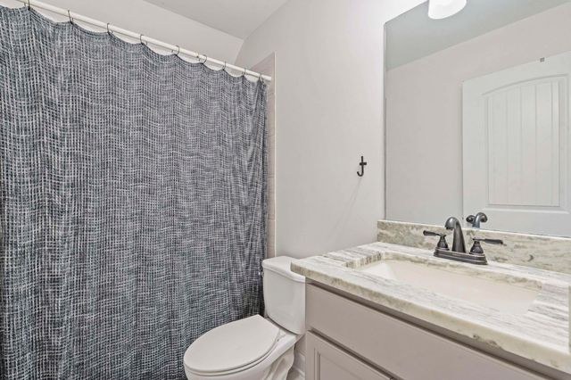 425 CAMBRIDGE CV, Oakland, TN 38060
