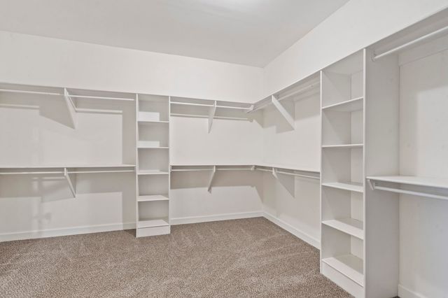 425 CAMBRIDGE CV, Oakland, TN 38060