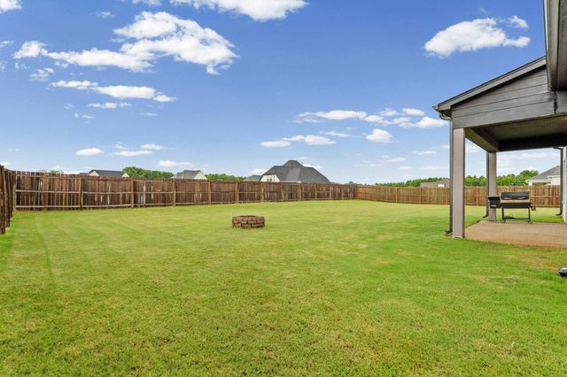 425 CAMBRIDGE CV, Oakland, TN 38060