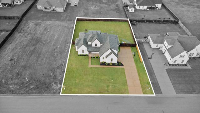 425 CAMBRIDGE CV, Oakland, TN 38060