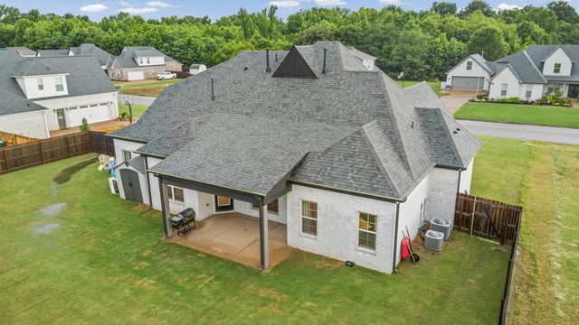 425 CAMBRIDGE CV, Oakland, TN 38060