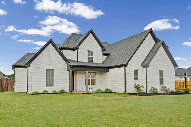 425 CAMBRIDGE CV, Oakland, TN 38060