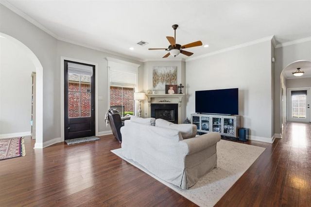 1056 Richmond Circle, Lake Charles, LA 70605