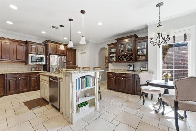 1056 Richmond Circle, Lake Charles, LA 70605