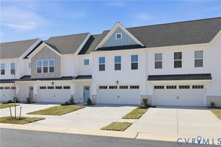 6800 Oasis Breeze Ln, Midlothian, VA 23112
