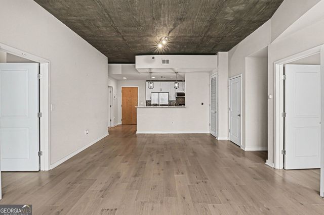 3324 Peachtree Road NE 905, Atlanta, GA 30326