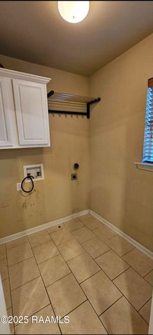 214 Pear Tree Circle, Broussard, LA 70518