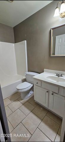 214 Pear Tree Circle, Broussard, LA 70518