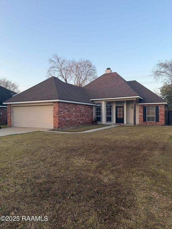 214 Pear Tree Circle, Broussard, LA 70518