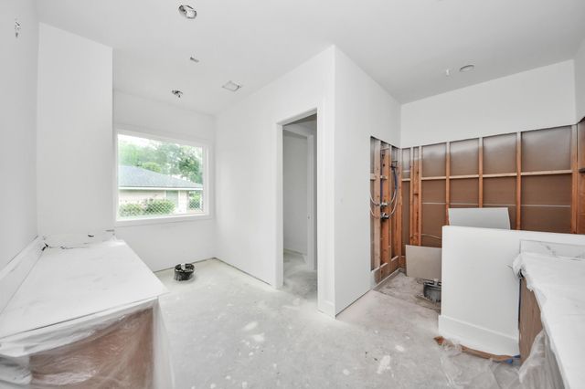 1731 Benbow Way, Houston, TX 77080
