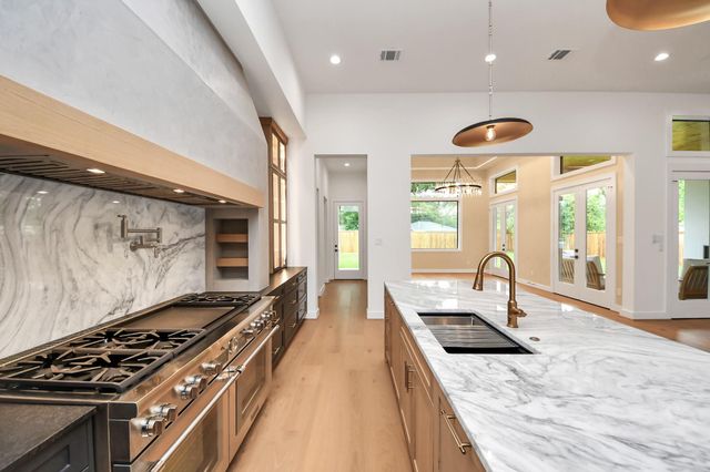 1731 Benbow Way, Houston, TX 77080