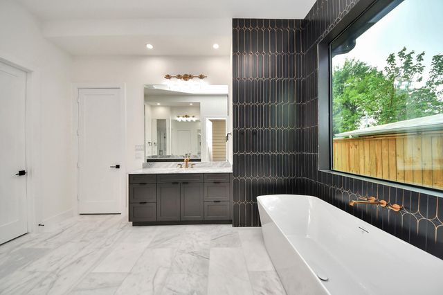 1731 Benbow Way, Houston, TX 77080