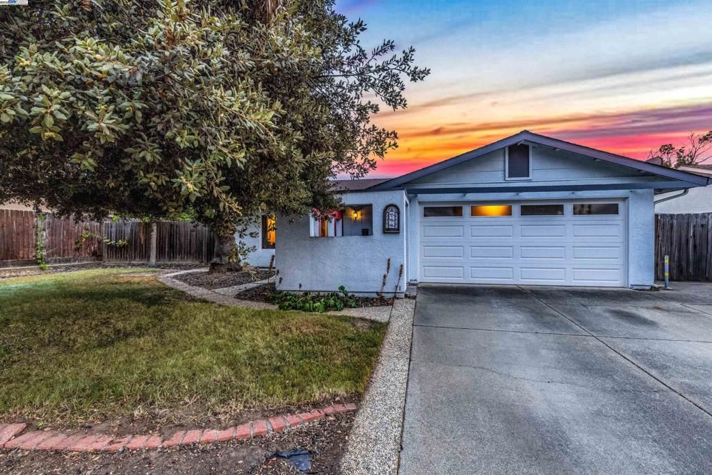 258 Turnstone Dr, Livermore, CA 94551