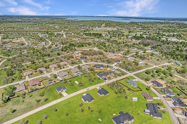 124 Brookview Drive, Bridgeport, TX 76458