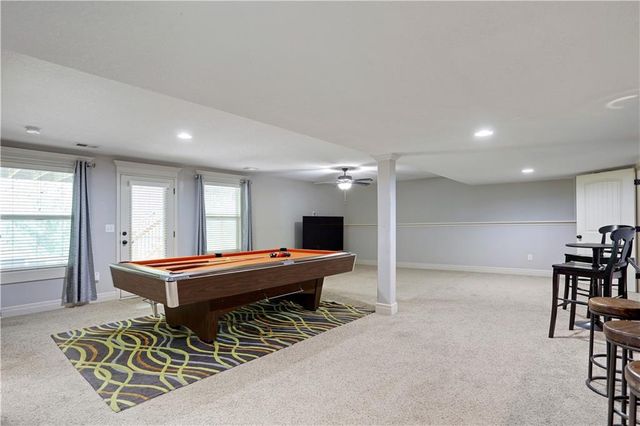 483 S 137th Place, Bonner Springs, KS 66012