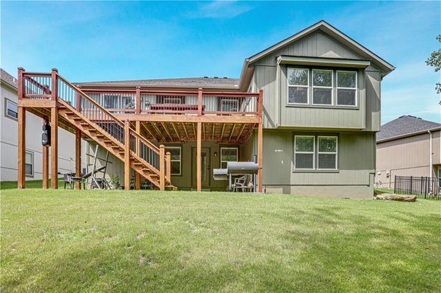 483 S 137th Place, Bonner Springs, KS 66012
