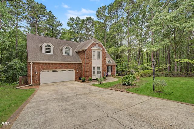 5517 N Hawthorne Way, Raleigh, NC 27613