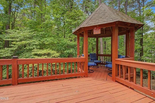 5517 N Hawthorne Way, Raleigh, NC 27613