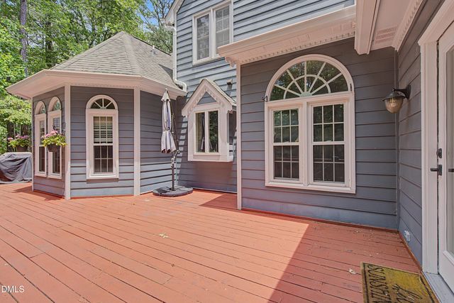 5517 N Hawthorne Way, Raleigh, NC 27613