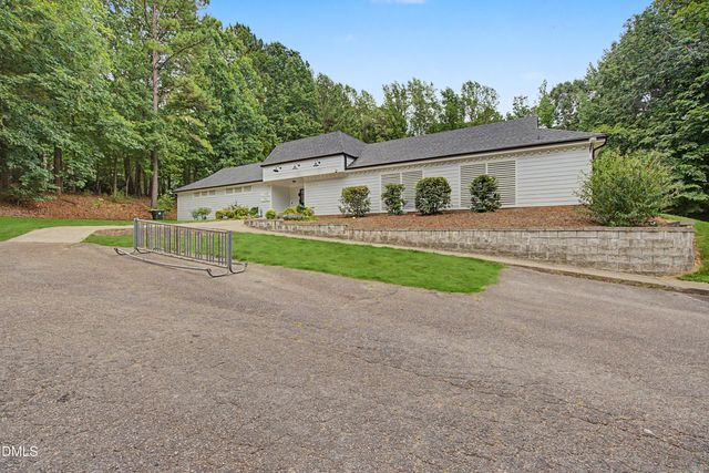5517 N Hawthorne Way, Raleigh, NC 27613