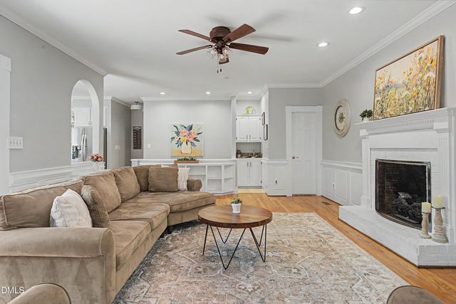 5517 N Hawthorne Way, Raleigh, NC 27613
