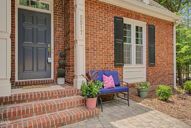 5517 N Hawthorne Way, Raleigh, NC 27613