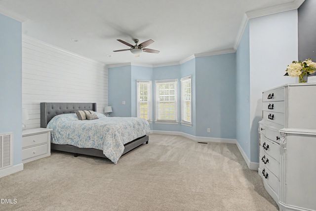 5517 N Hawthorne Way, Raleigh, NC 27613
