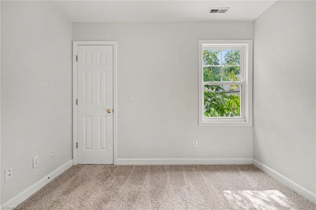 140 Lowery Mill Lane, Winston-salem, NC 27101