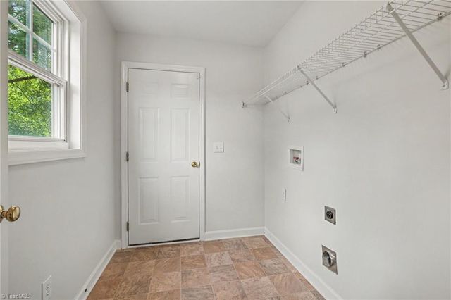 140 Lowery Mill Lane, Winston-salem, NC 27101