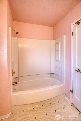 2118 Aberdeen Avenue, Aberdeen, WA 98520