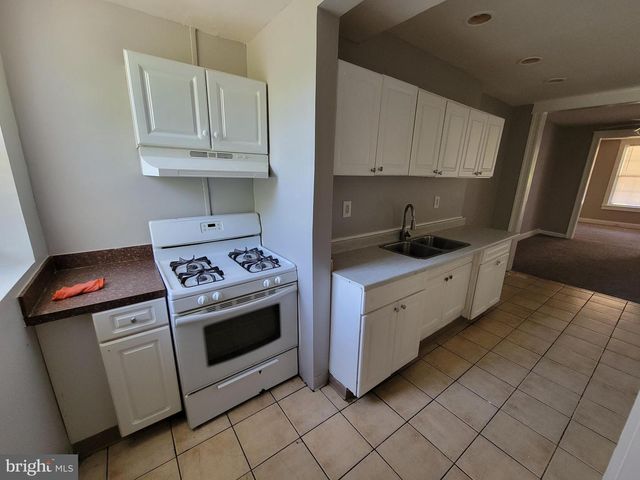 2730 WINCHESTER ST, Baltimore, MD 21216