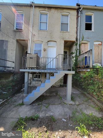 2730 WINCHESTER ST, Baltimore, MD 21216