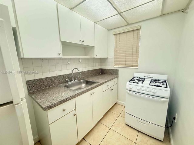 457 NW 57th Ave 25N, Miami, FL 33126