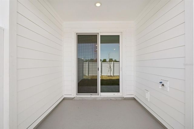 7582 DEER VALLEY CIRCLE, Tampa, FL 33635